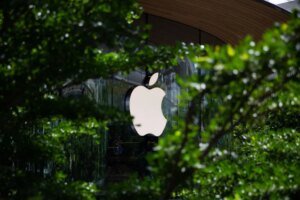 The man who constructed Apple’s shops would not purchase Silicon Valley’s wager on AI procuring