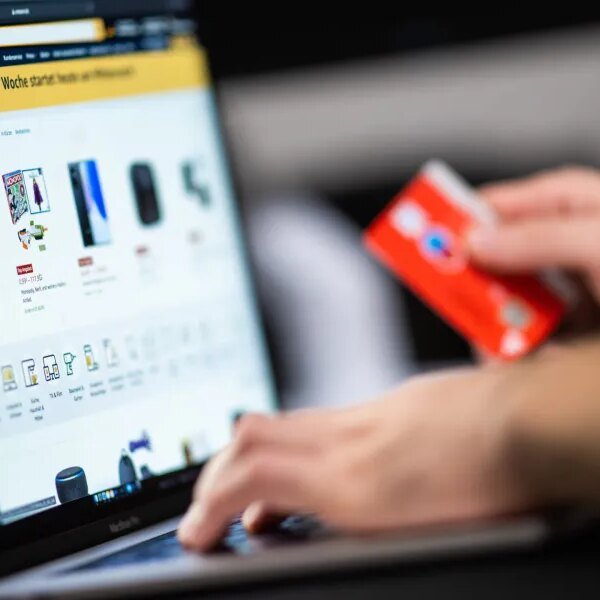 Mastercard and Visa race to set AI procuring cost requirements