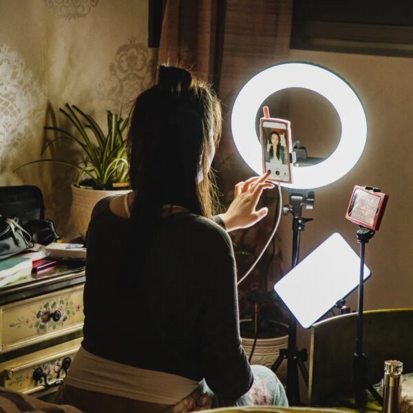 New California legislation will penalize influencers who do not disclose political advertisements