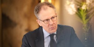 Michael Hartnett says Mag7 uncovered to bond market attributable to AI funding