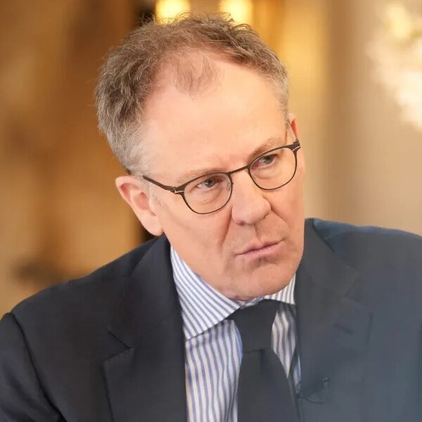 Michael Hartnett says Mag7 uncovered to bond market attributable to AI funding