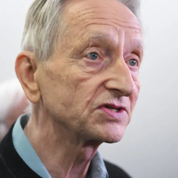 Geoffrey Hinton explains how humanity might finish: AI subgoals trigger it to…