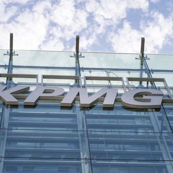 Exclusive: KPMG reorgs AI division to create incubator with new position reporting…