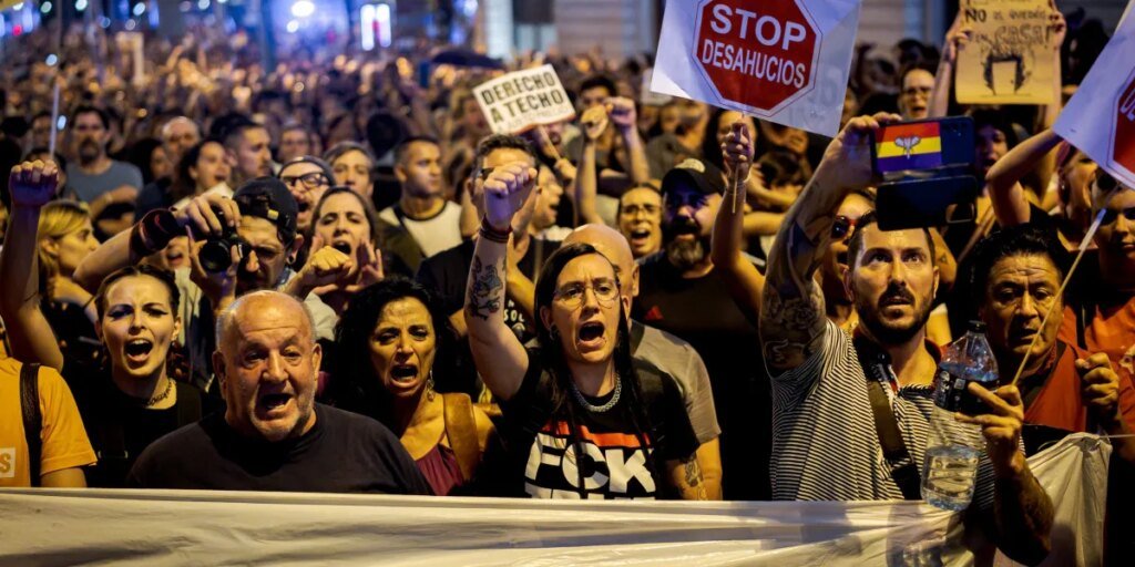 87-year-old girl’s eviction from Madrid condo sparks protest in opposition to Spain’s housing disaster