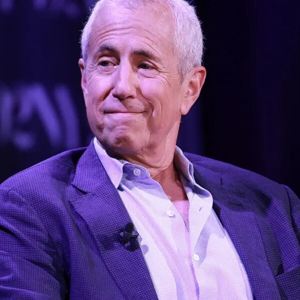 Danny Meyer’s promote-from-within tradition: 80% of his GMs began as hourly employees
