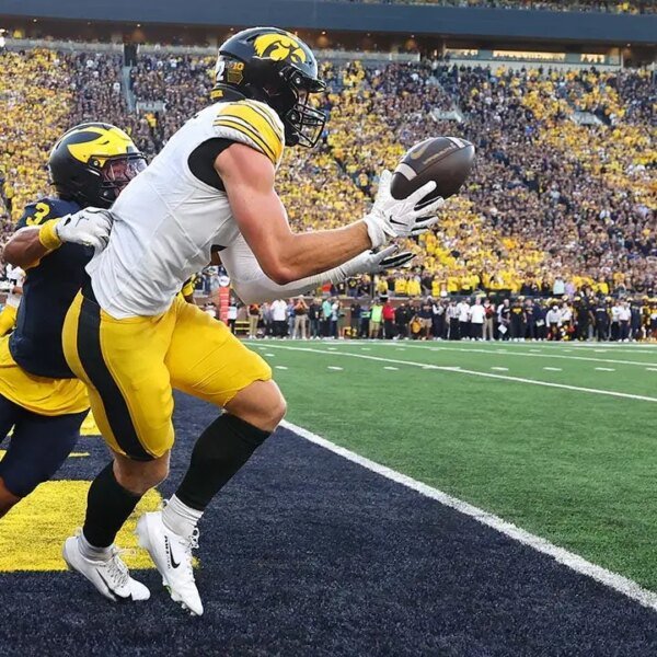 Hank Brown’s last-second landing move lifts Iowa to 20-19 win over Michigan…