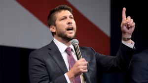 Florida AG accuses trainer of singling out scholar for conservative views
