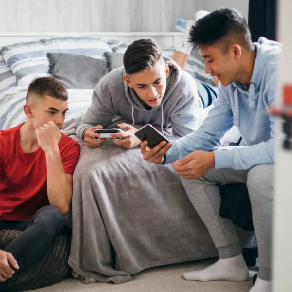 Building a framework to higher defend teenagers on social media