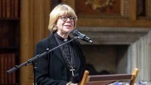 Lambeth Palace withdraws cleric’s interfaith award over bin Laden reward
