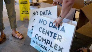 Republicans cut up with Trump on information facilities forward of midterm races