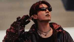 “CANCEL THE TOUR” – Fans go wild as BTS’ Jungkook’s shirtless second at SoFi Day 4 live performance goes viral