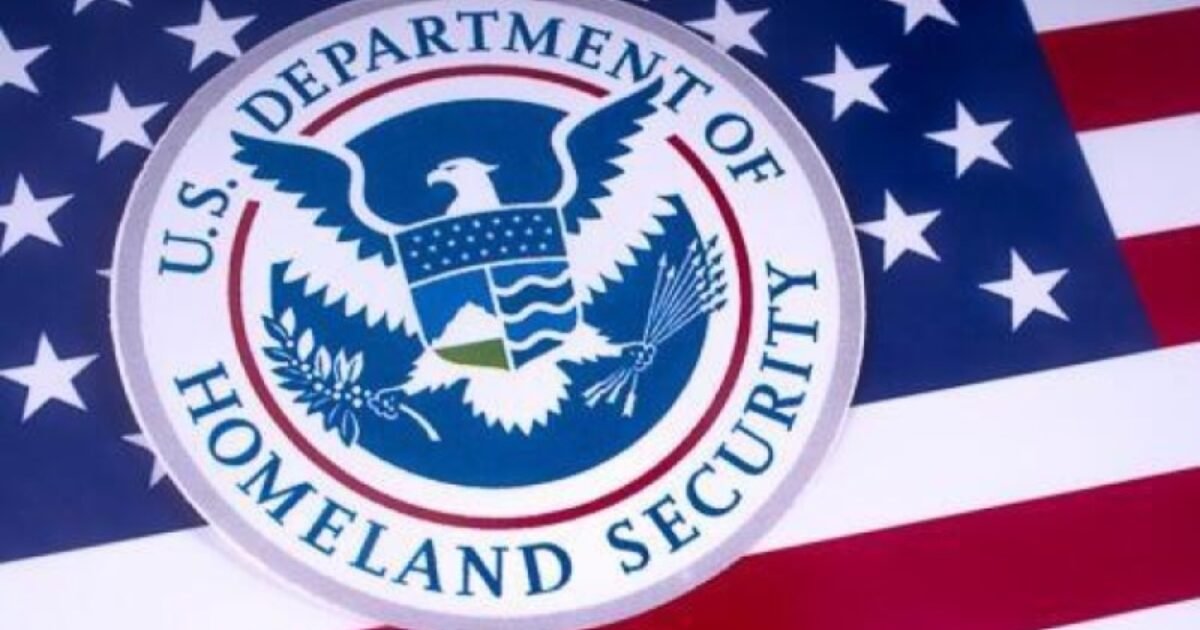 DHS Responds to Latest Migrant Caravan Marching Toward US Border (VIDEO) * The Gateway Pundit * by Cristina Laila