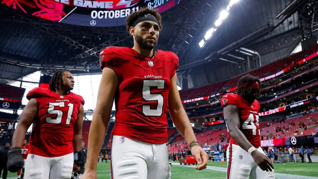 Falcons’ Drake London shouts at fan amid group’s blowout loss to Panthers