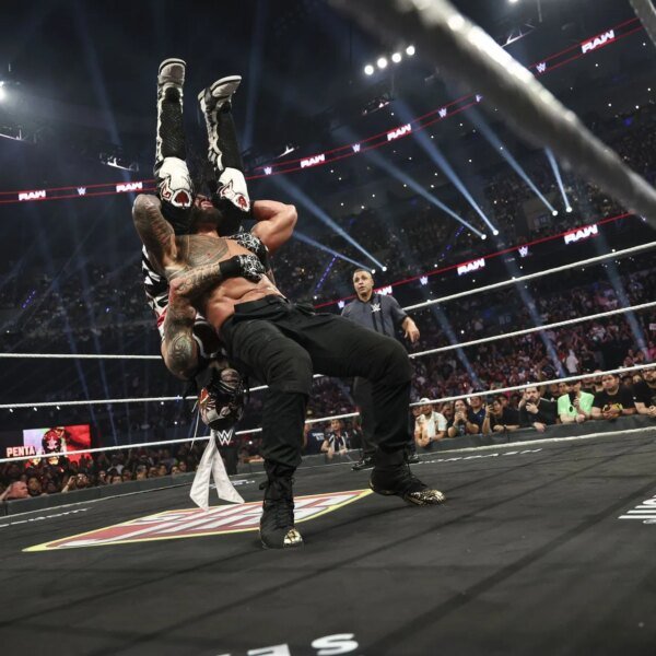 4 Questionable reserving choices from WWE RAW in Mexico City