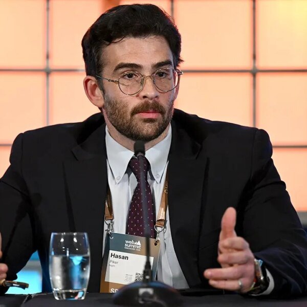 DNC chairman says Hasan Piker would not characterize the Democratic Party