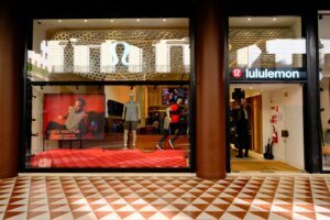 Lululemon: Even As A Bear I Am Surprised How Fast Fundamentals Are Collapsing