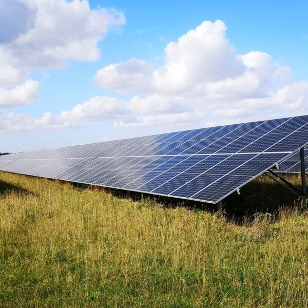 First Solar: Noise Down, Stock Up (NASDAQ:FSLR)