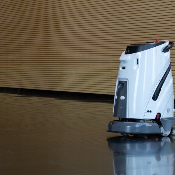Richtech Robotics: Plenty Of Cash, But Growth Remains Elusive
