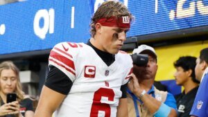 Giants’ Jaxson Dart tried to reenter sport with knee harm however had jersey taken away: experiences