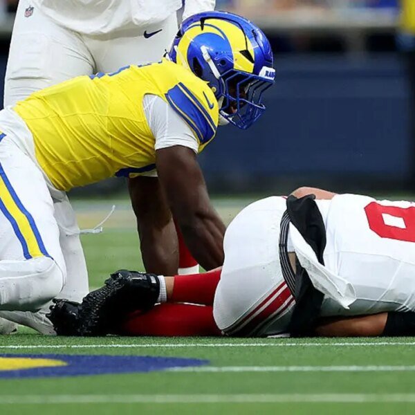 Giants quarterback Jaxson Dart suffers knee damage in opposition to Rams, potential…
