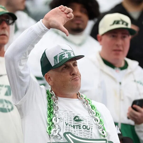 Jets collapse late in opposition to Packers, miss probability at first 2-0…