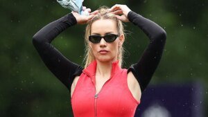 Paige Spiranac welcomes fall golf by revisiting summer time enjoyable, Allie Rae equipped for Vikings in Tampa & meat