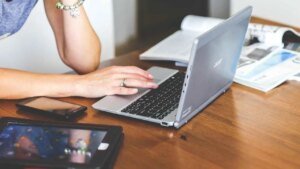 A devoted pc for on-line banking can enhance monetary safety