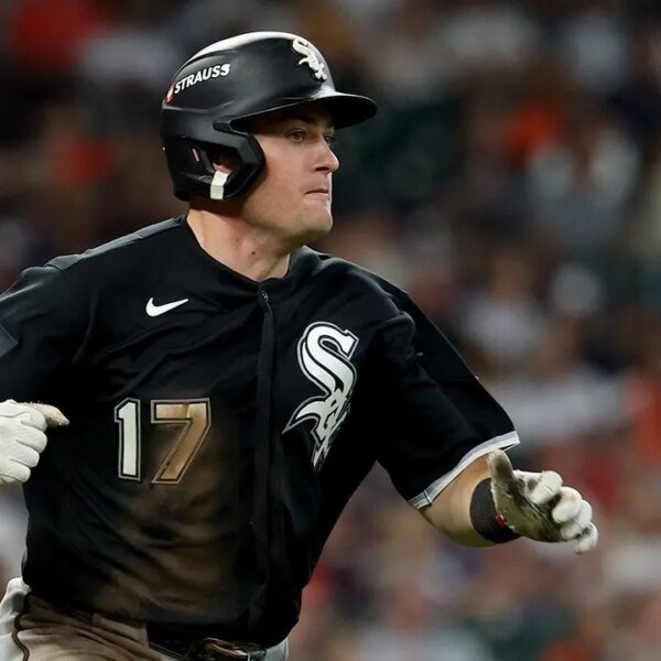 Chicago White Sox stun Houston Astros to take 1-0 lead in American…