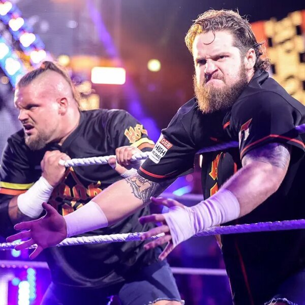 Ex-WWE star touts NXT roster, names tag group he’d like The Headbangers…