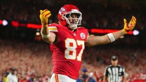 Taylor Swift has savage celebration after Travis Kelce scores first landing of 2026 season