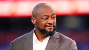 Mike Tomlin’s Minecraft City Is Taking the Internet by Storm