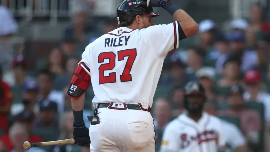 MLB Playoff Picks for Wednesday: HR Props, ML Picks and More