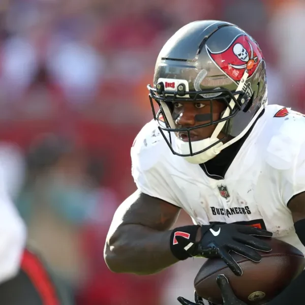 Buccaneers vs. Cowboys Odds, Prediction and Best Bet for TNF