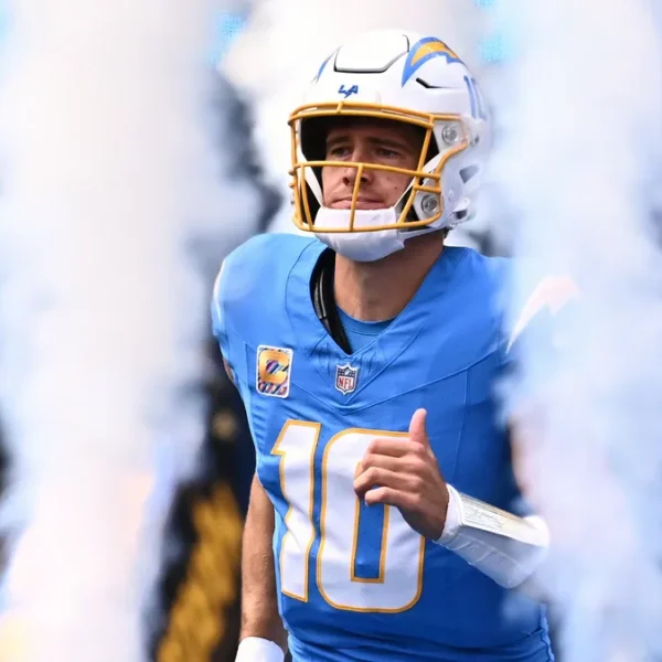 Los Angeles Chargers Shouldn’t Resist Justin Herbert Trade