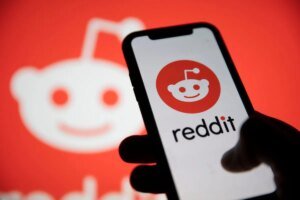 As search site visitors dries up, Reddit proclaims it is shifting to a logged-in expertise