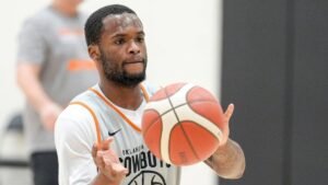 Oklahoma State has eyes on NCAA bid because it opens vs. Incarnate Word