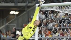 Dynamo out to forestall Sounders from clinching playoff berth