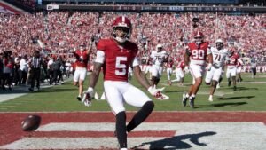 Keelon Russell (3 TDs), No. 13 Alabama draw back from Texas A&M