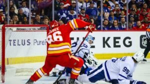 Flames keep scorching with fourth straight win, cool off Maple Leafs