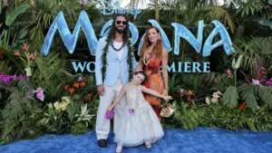 “Roux took this picture” – Becky Lynch shares private replace with Seth Rollins outdoors WWE