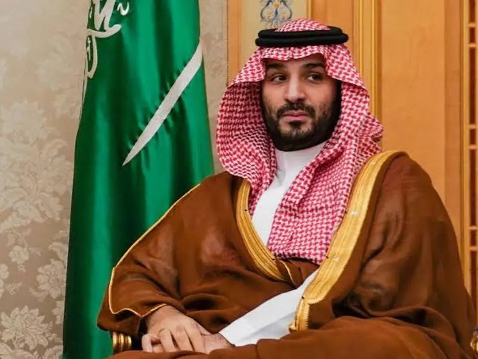 Saudi Arabia gives money to Houthis to cease assaults