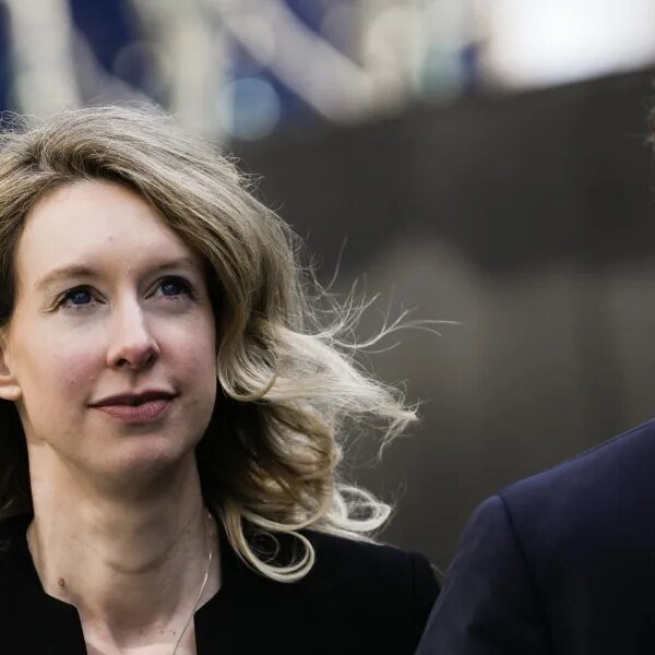 Elizabeth Holmes’s new act in Nathan Fielder documentary distracts from the actual…