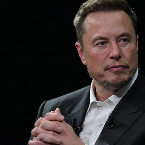 Elon Musk misplaced his trillionaire standing—however he says ‘it’s not prefer it’s…