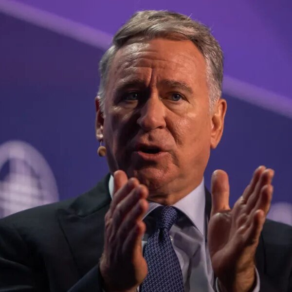 Ken Griffin criticizes Trump tax cuts as U.S. debt tops $40T