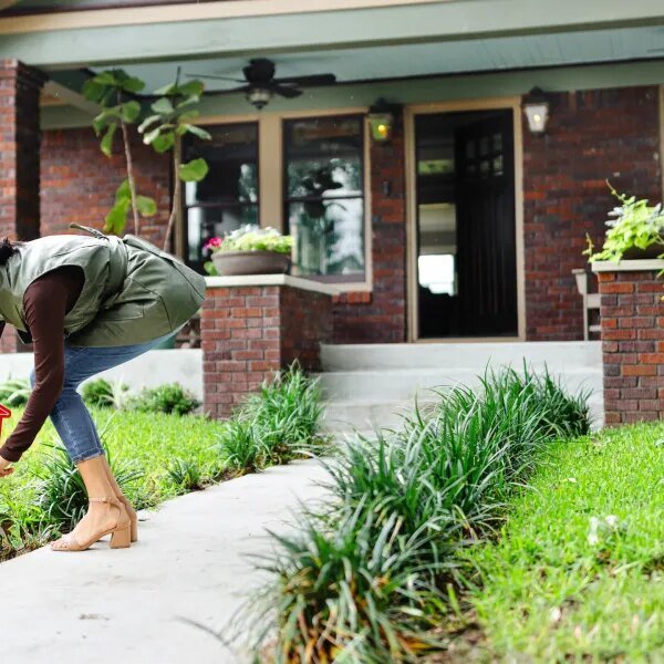 Redfin indicators a shift in energy to consumers amid worth cuts—however 7%…