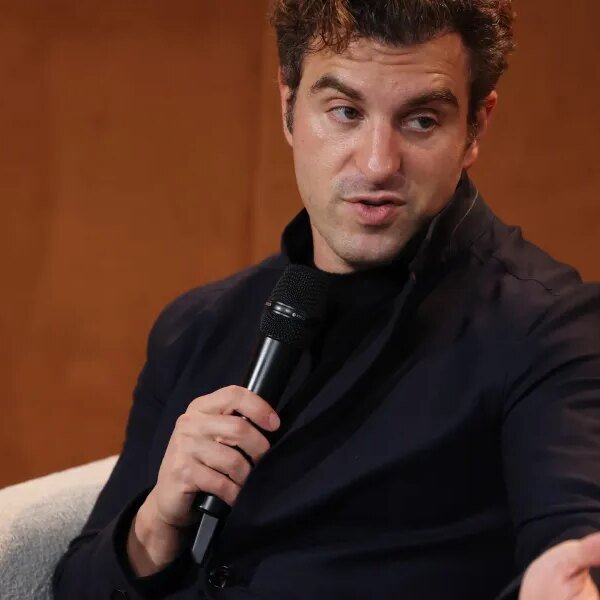 Airbnb CEO Brian Chesky warns two varieties of individuals received’t survive the&hellip;