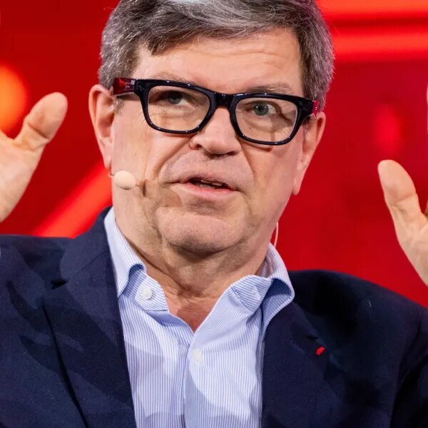 Yann LeCun: Anthropic CEO Dario Amodei is ‘deluded,’ ‘crazy,’ and doesn’t perceive…