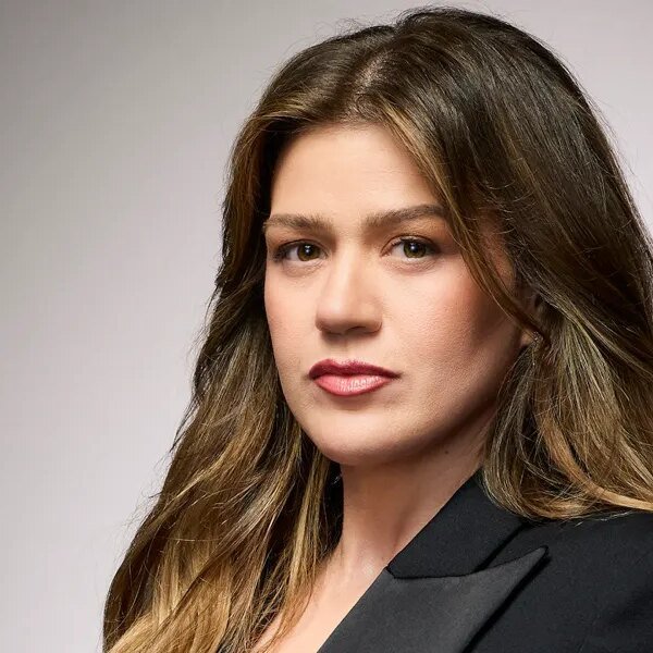 Kelly Clarkson’s $15,000 chicken feud with a Brooklyn store and the lesson…