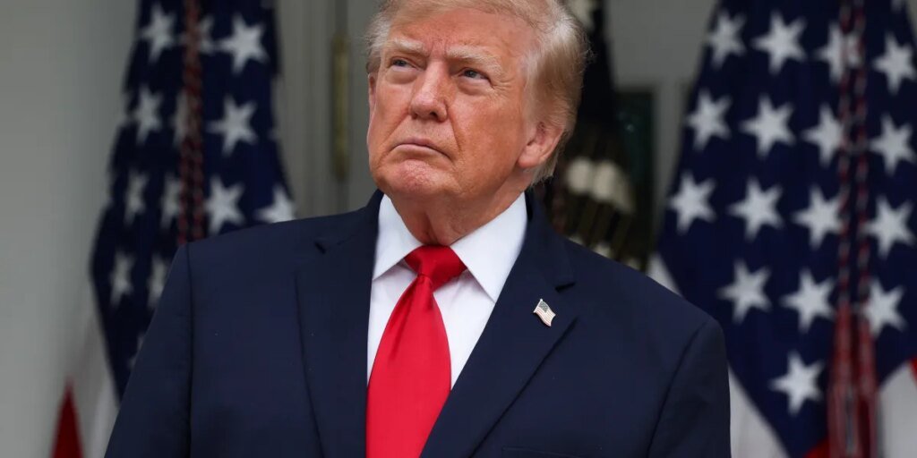 Top information scientist predicts that Democrats will flip 5 seats