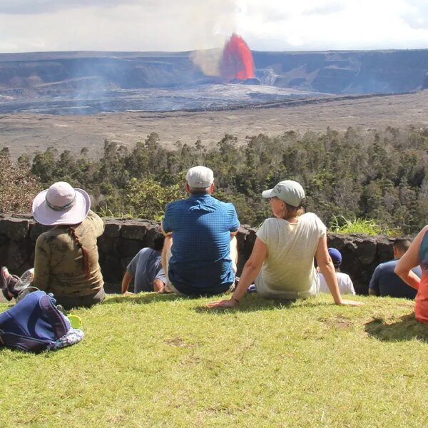 Kīlauea volcano on orange alert as USGS watches for lava fountains